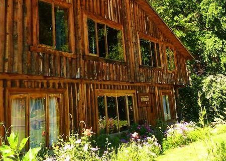 Hospedaje Y Agrocamping Relmucura Melipeuco Exterior foto